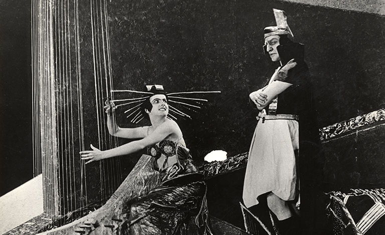 Säestetty mykkäelokuva: Cleaning Women & Aelita