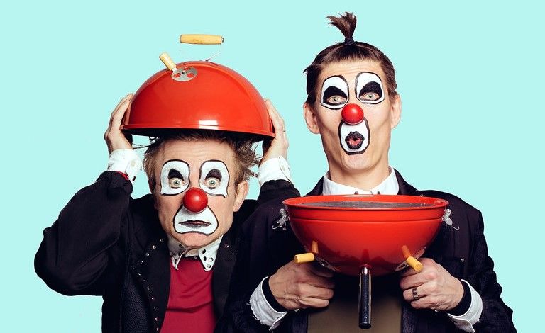 Red Nose Company: Juoksuhaudantie