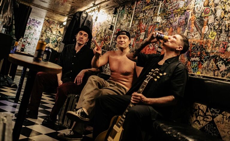 Taco 4 Wine goes LIVE!: Atomirotta Tickets