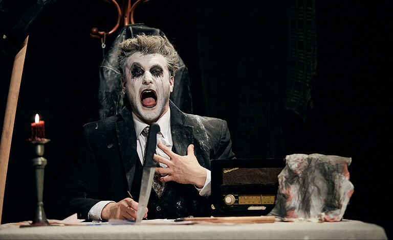 MimoArt Company presents Mates petrák: Memento Mori Liput