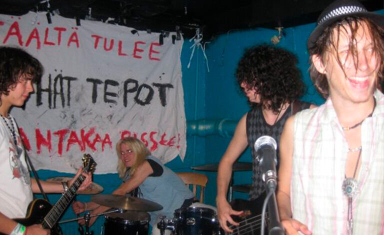 Pyhät Tepot & Ville Viluinen Birthday Band Liput
