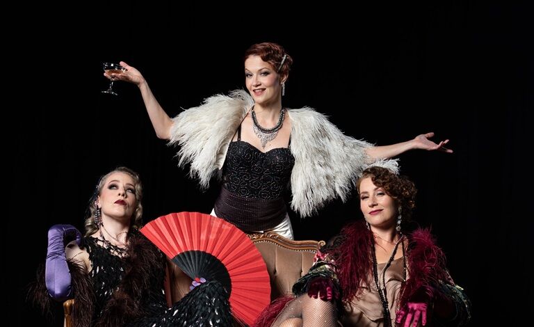 Soul Sisters - Swing Noir, A Salute to Steely Dan Liput