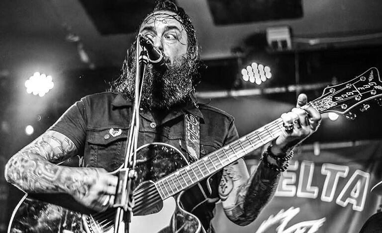 CM Wolf & The Backbones (USA) Liput