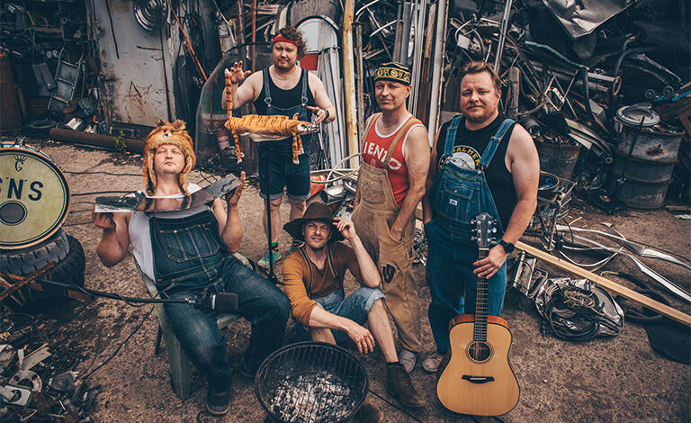 Steve 'n' Seagulls Liput