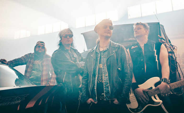 Serpico (levyjulkkarit), Rock-Criminals Liput