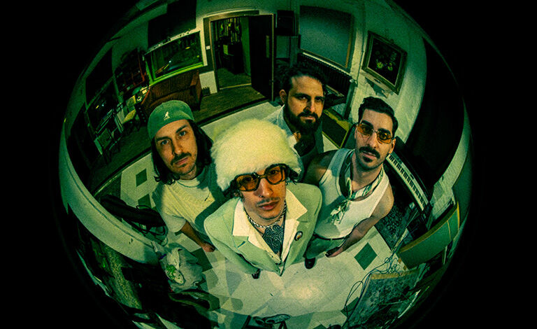 Vianova (GER), Askin (LAT), Lightbearer Liput