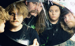 Bad Sauna, Ghost World