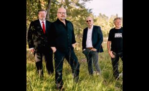 Leavings-orkesteri solistinaan Timo Rautiainen