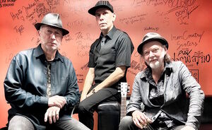 Tuomari Nurmio & Luupäät