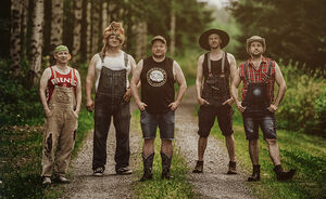 Steve ’n’ Seagulls + Jaakko Laitinen & Väärä Raha