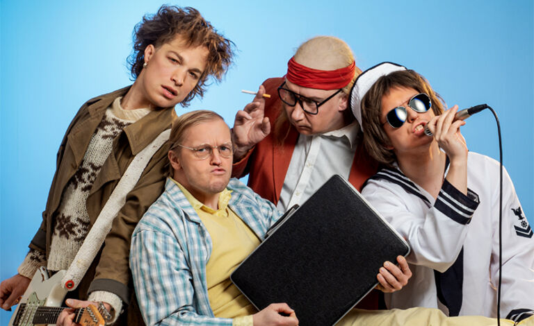 Suomirock-musikaali - Eput, Juice ja Hassisen kone ihan tuuliajolla!