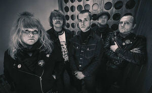 Puhelinseksi -levyjulkkarit