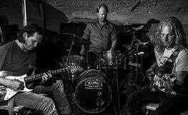 Waloa (levynjulkkarit)