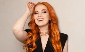 Ilmavoimien Big Band & Jennie Storbacka: Diamonds