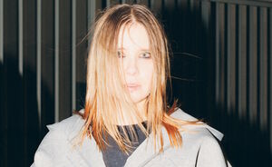 Asla Jo (Levyjulkkarit)