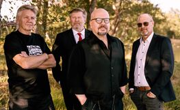 Leavings-Orkesteri solistinaan Timo Rautiainen