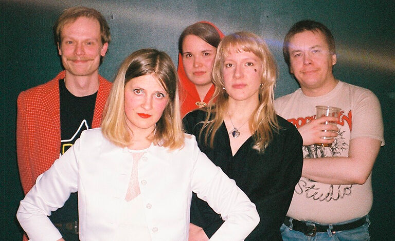 Juh Juh, Kristiina, Crüx Liput