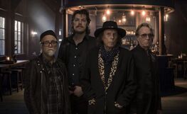 Dave Lindholm & House Lights