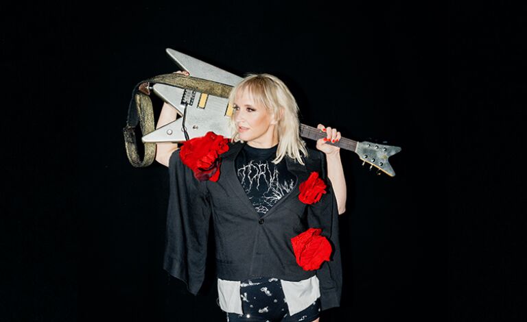 Maija Vilkkumaa Liput