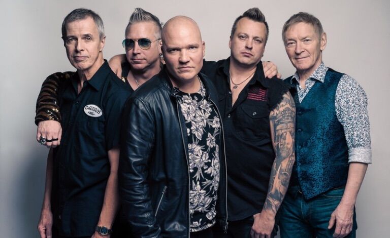 Black Devils feat. Ile Kallio & Janne Louhivuori (Hurriganes Show) Liput