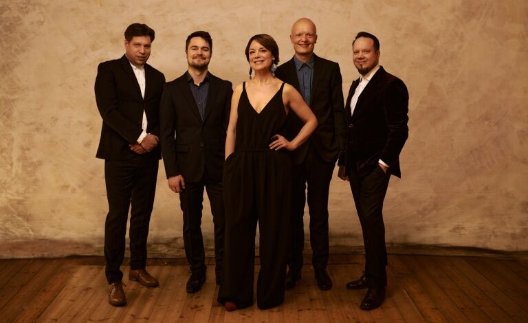 Emma Salokoski & Ilmiliekki Quartet: Joulu, joulu, jul Liput