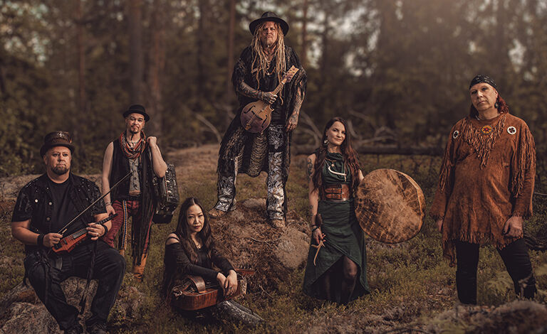 Jonne (levyjulkkarit), Shaman, The Paisleys Liput