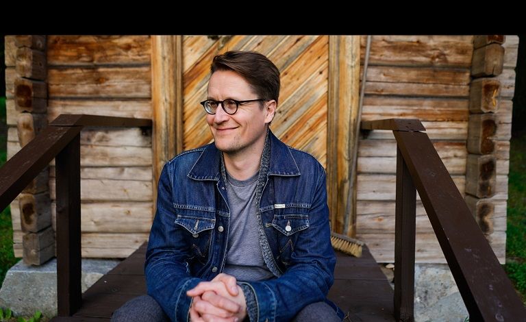 Teemu Viinikainen: Hiljaisuus… ja äänen synty (albumijulkkarit + dokumentti) Liput
