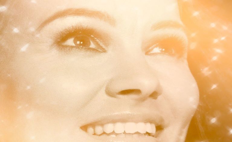 Valkokankaalla: Arja Koriseva: Lähellä ja läsnä