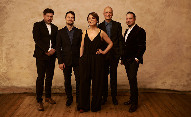 Emma Salokoski & Ilmiliekki Quartet: Joulu, joulu, jul Liput