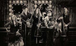 Tuomari Nurmio & FOLX