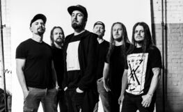 Bloodred Hourglass, Surgent